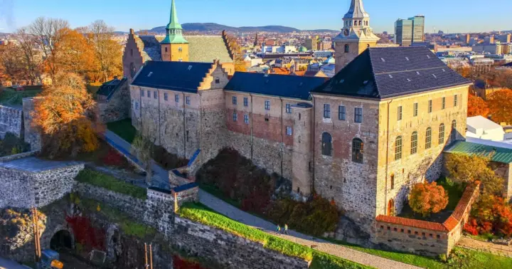 Oslo Old Town Private Guided Family Walking Tour