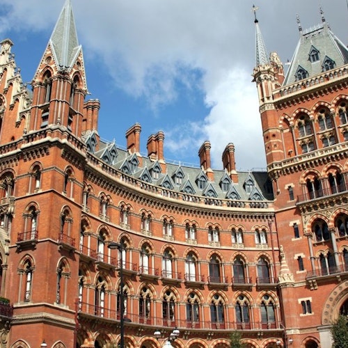 London: Guided Harry Potter Walking Tour + London Eye Fast Track Ticket