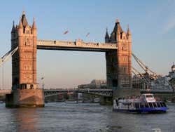 Tour de Londres al completo con entradas + Paseo en barco por el Támesis