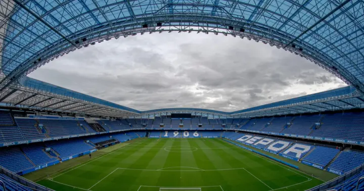 Coruña: Museo RC Deportivo y Tour Guiado por el Estadio de ABANCA-Riazor