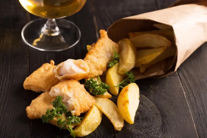 Tour en español por Soho con fish & chips y pinta