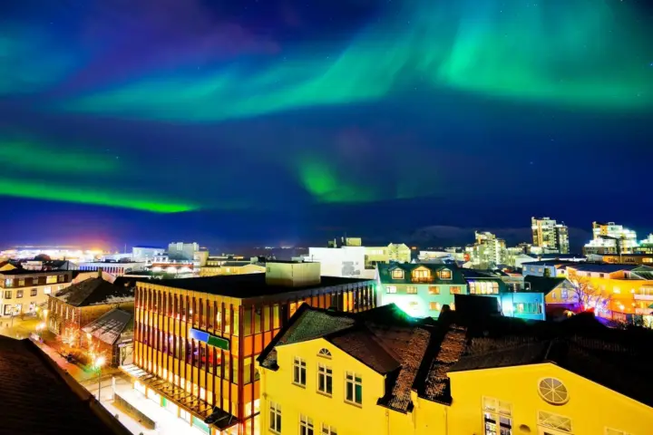 Skip-the-line Aurora Reykjavik Northern Lights Center Tour