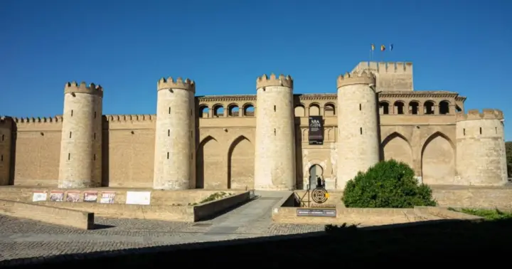 Palacio de la Aljafería: ticket y visita guiada