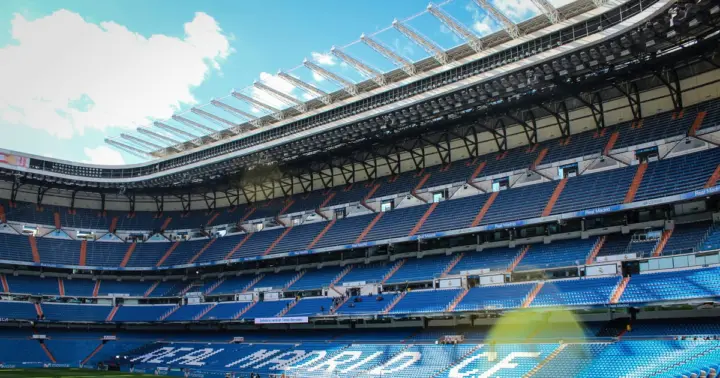 Tour por el estadio Bernabéu y el Museo del Real Madrid + tapas opcionales