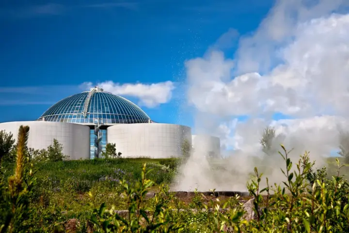 Reykjavik Perlan Museum Private Tour Skip-the-Line Tickets