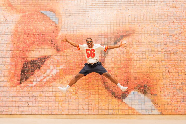 Sesión de fotos privada de Barcelona en la Catedral y Kiss Wall