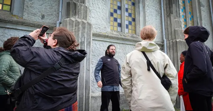 Reikiavik: tour guiado a pie sobre el folclore