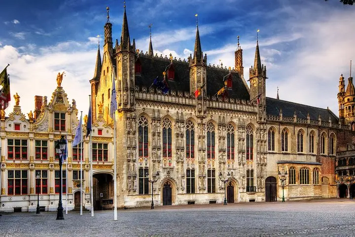Recorrido histórico privado: lo más destacado de Brujas