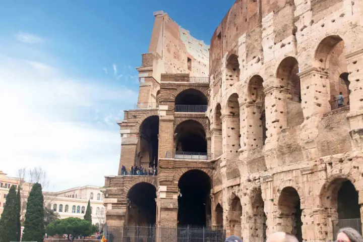 Roma: capas ocultas del Coliseo, el viaje de un narrador