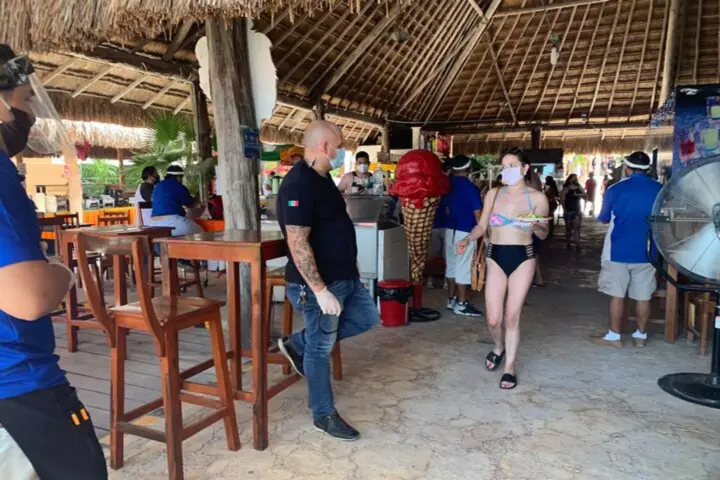 Crucero Catamarán a Isla Mujeres y Almuerzo Buffet