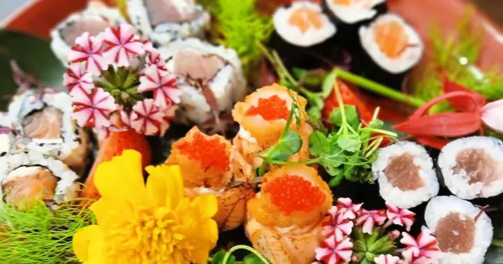 Experiencia de elaboración de sushi y cena con vinos portugueses por el chef Toshio