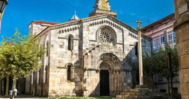 Hello La Coruna: Private 2-Hour Intro Walk with Local Guide