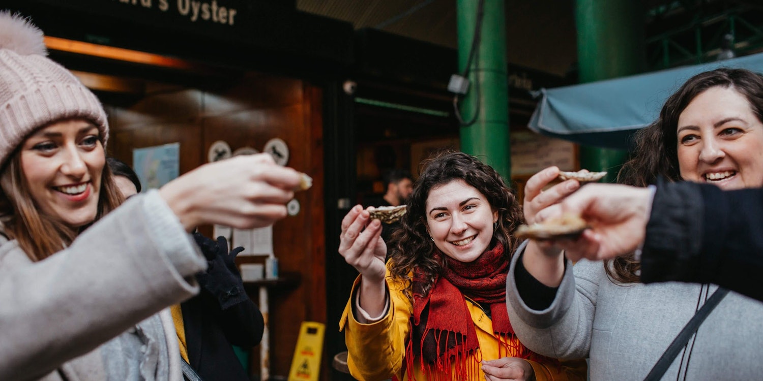 London: Borough Market & Southwark Guided Food Tour + Tastings