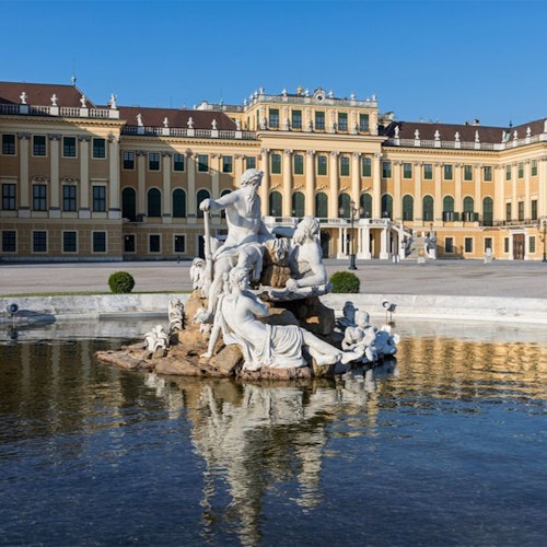 Schönbrunn Palace & Gardens: Guided Tour with Fast Track Entry