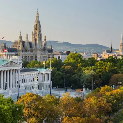 Austria: Visita a la Biblioteca Nacional en español