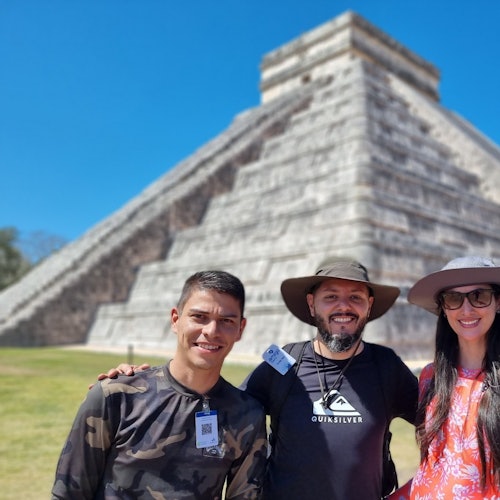Chichén Itzá: Early Access + Guided Tour + Transfer from Cancún or Riviera Maya