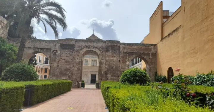 Sevilla: Tour guiado Alcázar Sevilla
