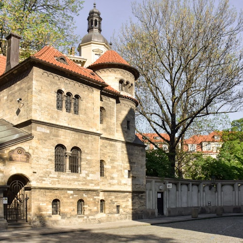 Prague Castle, Jewish Quarter & Astronomical Clock: Skip The Line + Audio Guide