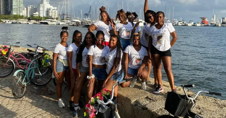 Cartagena: Bike Sightseeing Tour with a Local Guide