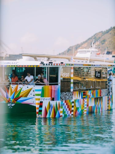 Bus Nàutic paseo en barco por Barcelona con degustación de tapas