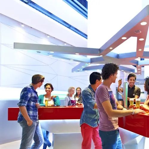 Ámsterdam: paseo en barco de 1 hora por los canales + entrada a la Heineken Experience y una bebida