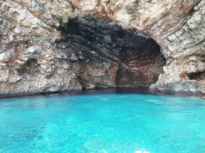 Portocolom: Boat Excursion to the Cave and the 5 Unspoiled Beaches to the South