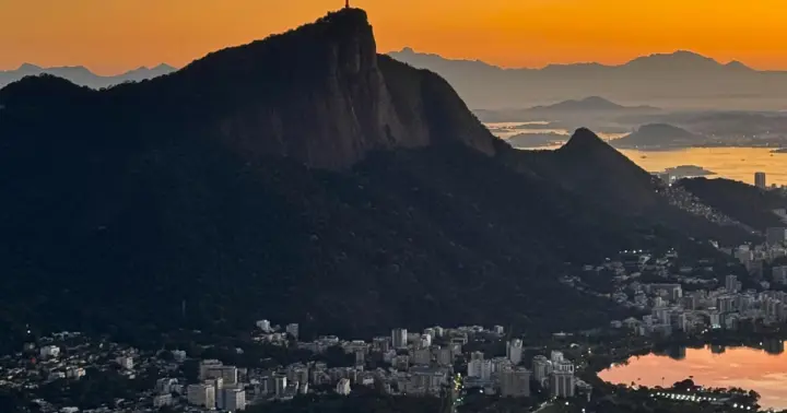 Ruta al Morro Dois Irmãos con experiencia en Vidigal