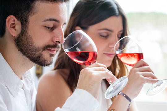 Visita y cata de vinos con almuerzo incluido en La Rioja