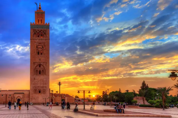 Tour de 5 días de lujo desde Marrakech al desierto de Agafay