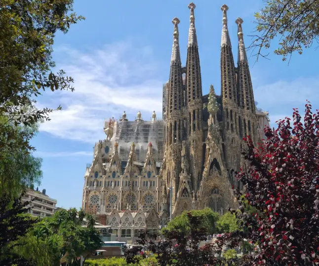 Barcelona: tour sin colas a la Sagrada Familia con guía