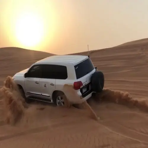 Dubai Desert Safari: Sandboarding, Dune Bashing and BBQ Dinner