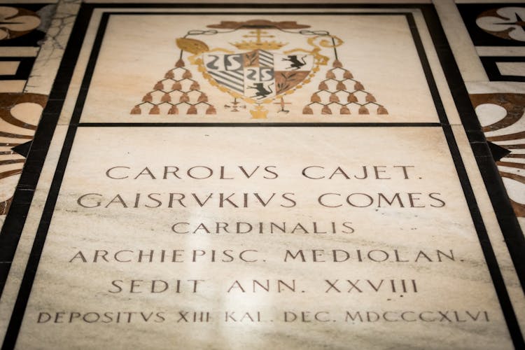 Visita guiada en español al Duomo de Milán sin colas de espera