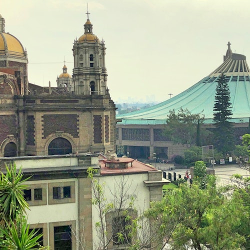 Pirámides de Teotihuacán y santuario de Guadalupe: Excursión de día con comida