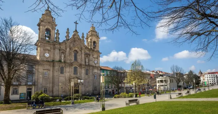 Braga: tour a pie privado con baños termales y catedral