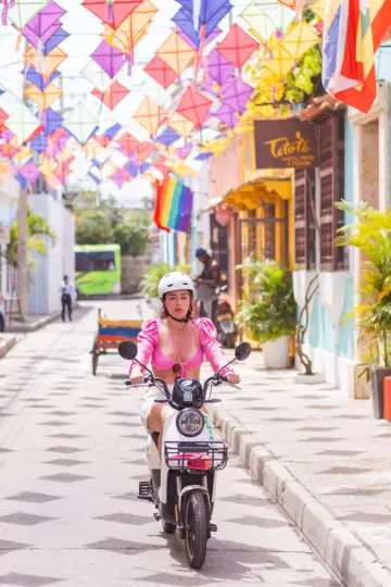 Cartagena: Bike rental in the old center of Cartagena