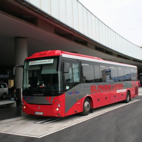 Bratislava: Bus Transfer To/From Vienna Airport