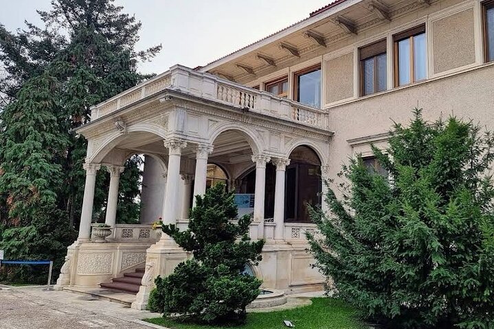 Entradas sin colas a la Mansión Ceausescu - Visita guiada