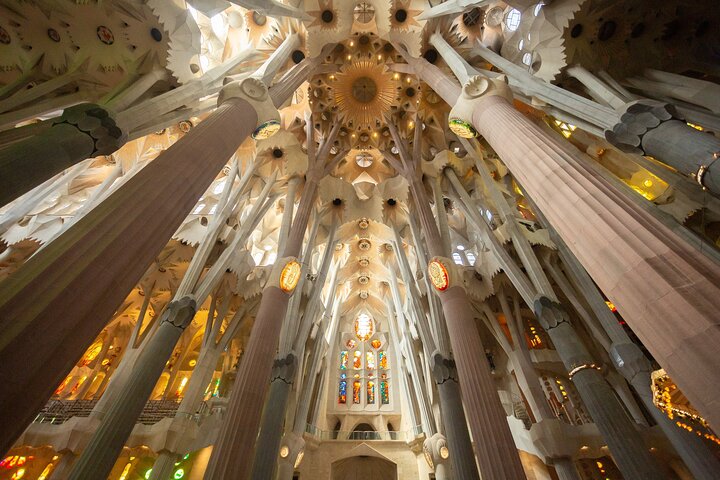 Visita guiada a la Sagrada Familia con entrada sin colas