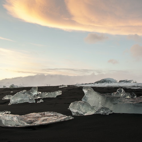 Jökulsárlón Glacier Lagoon: Roundtrip from Reykjavik