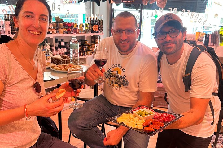 Noche de tapas con amigos en Palma de Mallorca