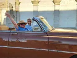 Sesión de fotos en coche clásico