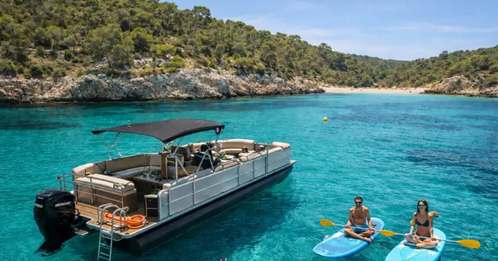 Mallorca: tour en barco compartido relajado, paradas para nadar y bebidas