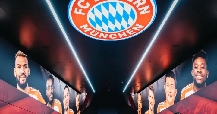 Munich: City Bus Tour & FC Bayern Munich Allianz Arena Tour