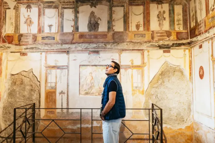 From Naples: Mount Vesuvius and Pompeii Ruins Combo Day Trip
