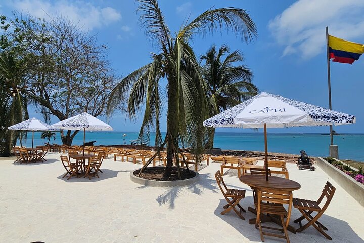 Beach Club Capri At Rosario Islands Italian Vibes