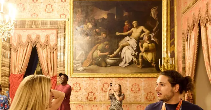 Madrid: Ticket de entrada al Palacio Real y tour en grupo reducido