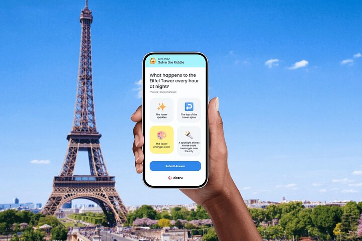 Tour a pie autoguiado - De la Torre Eiffel al Arco del Triunfo