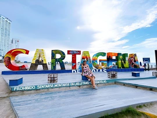 City tour of Cartagena with entry to San Felipe castle