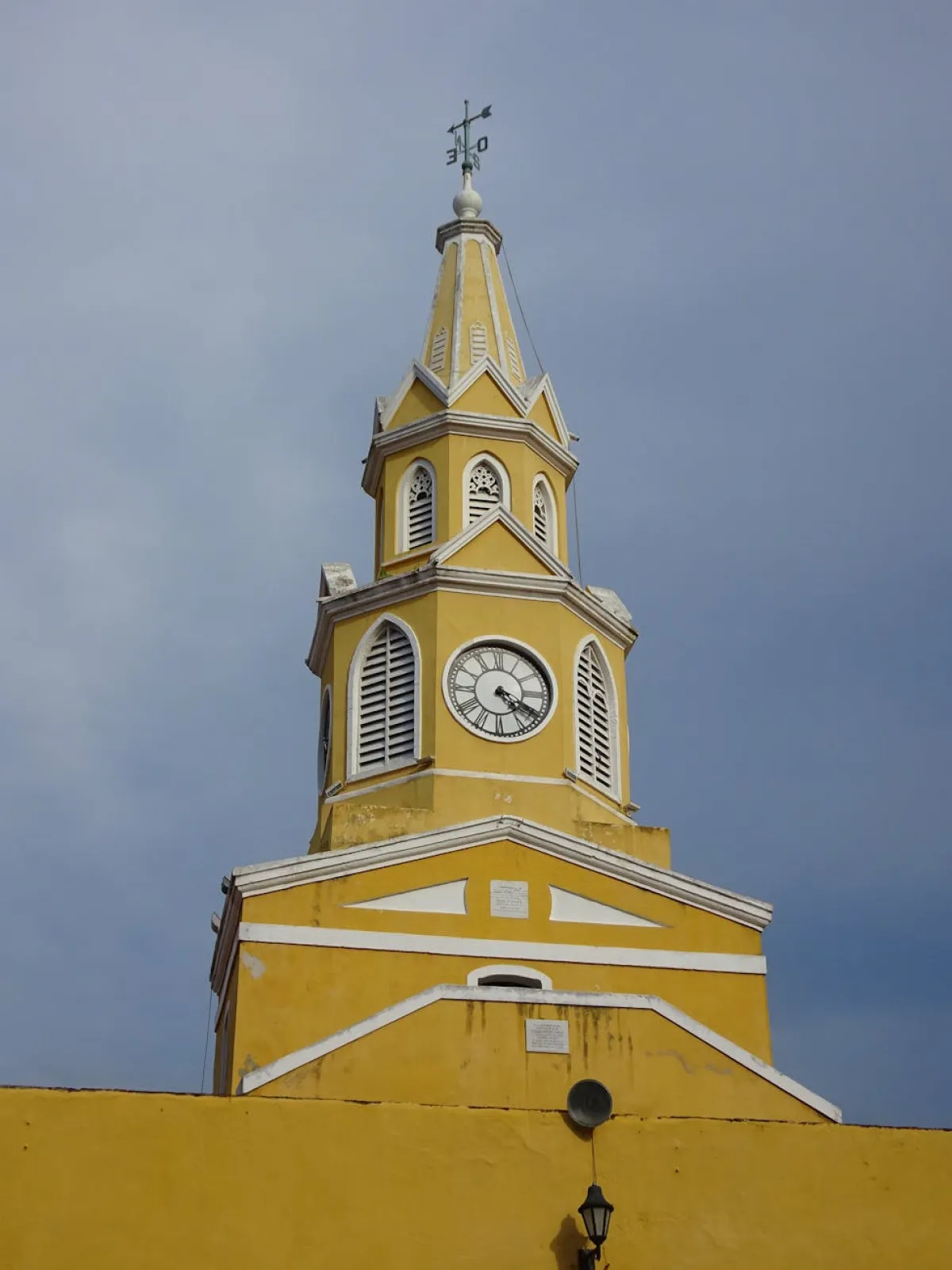 4. Torre del Reloj